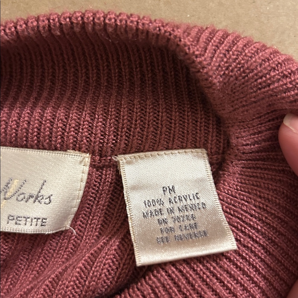 Studio Works Ribbed Mock Neck Top - Picture 6 of 7